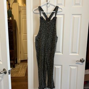 Mustard Seed Leopard Denim Overalls Small